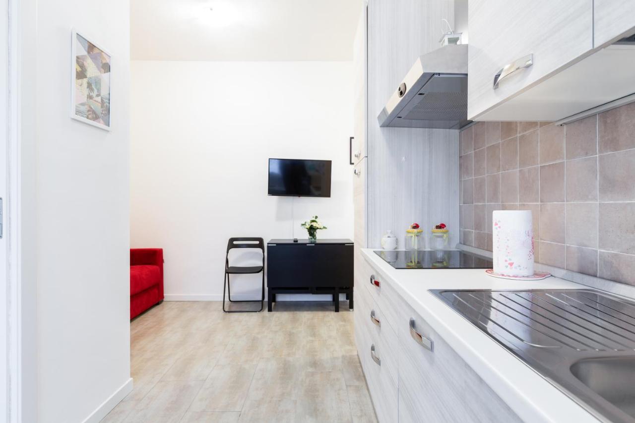Renovated Flat Subway Yellow Line Милан Экстерьер фото