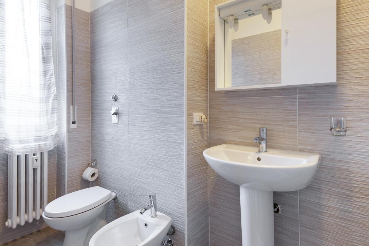 Renovated Flat Subway Yellow Line Милан Экстерьер фото